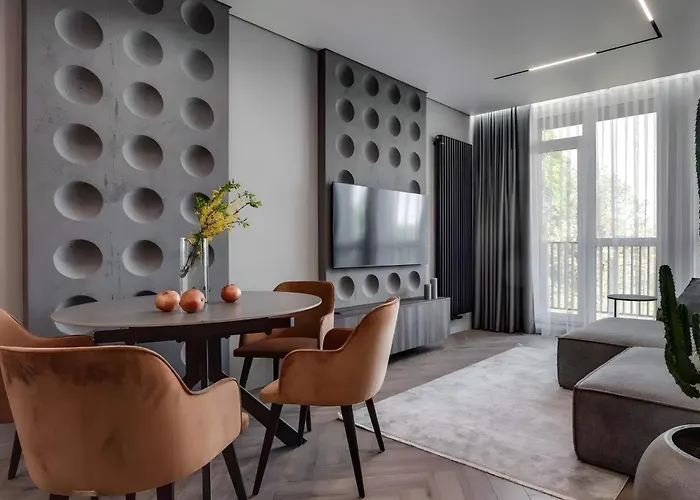 2Bd Hyde Park Elegance Escape